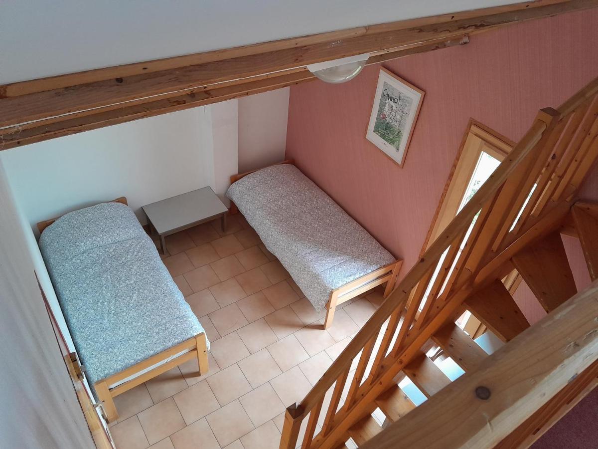 Refuge De Roncharel Hotel Annot Exterior photo